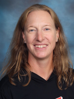 Kim Selby headshot