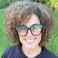 Cara Grant Headshot