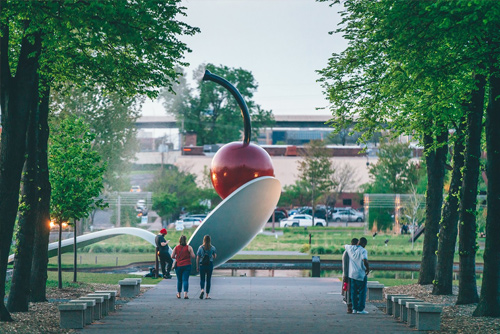 Spoonbridge and Cherry Sculpture Garden